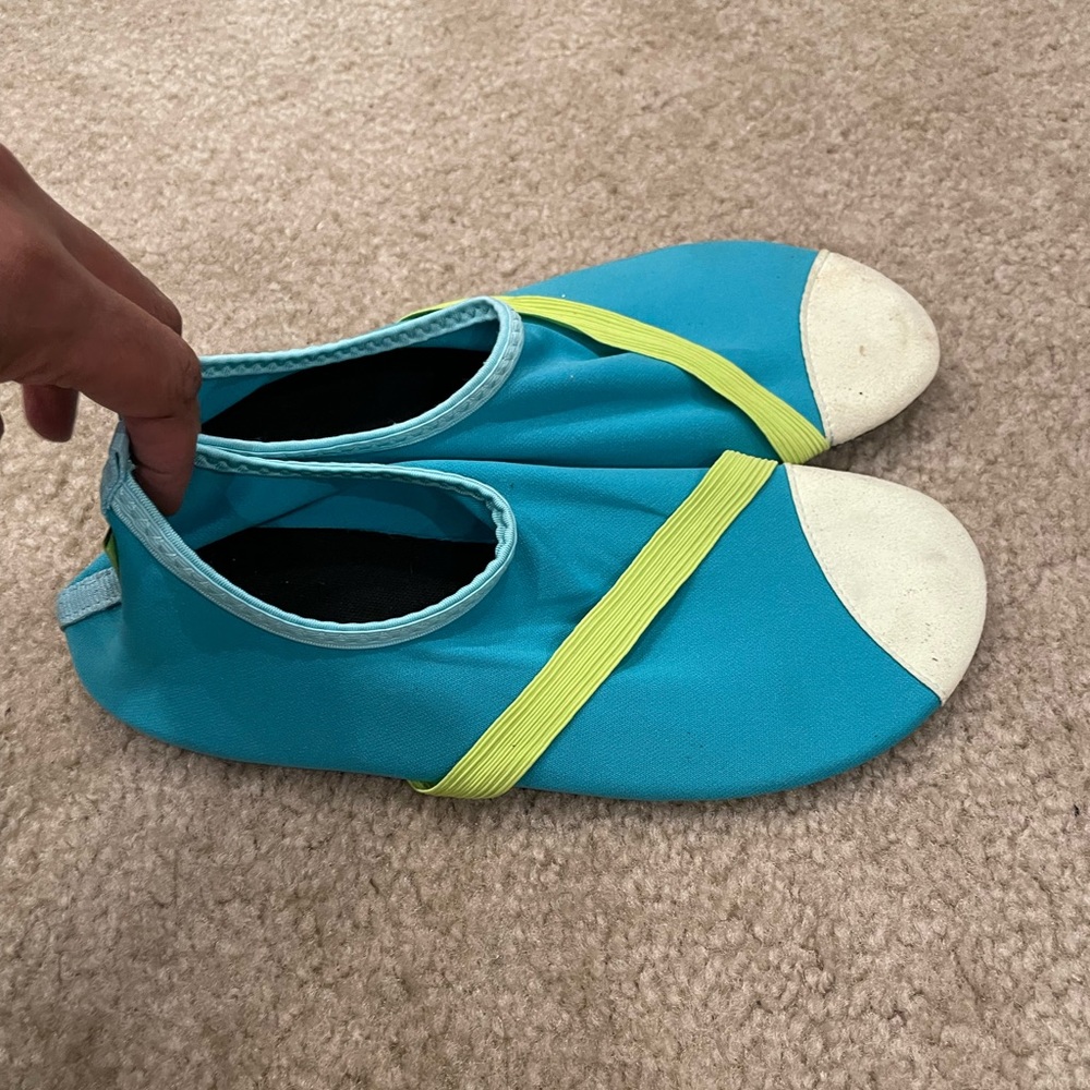 Fitkicks shoes. Great for travel, exercising, etc